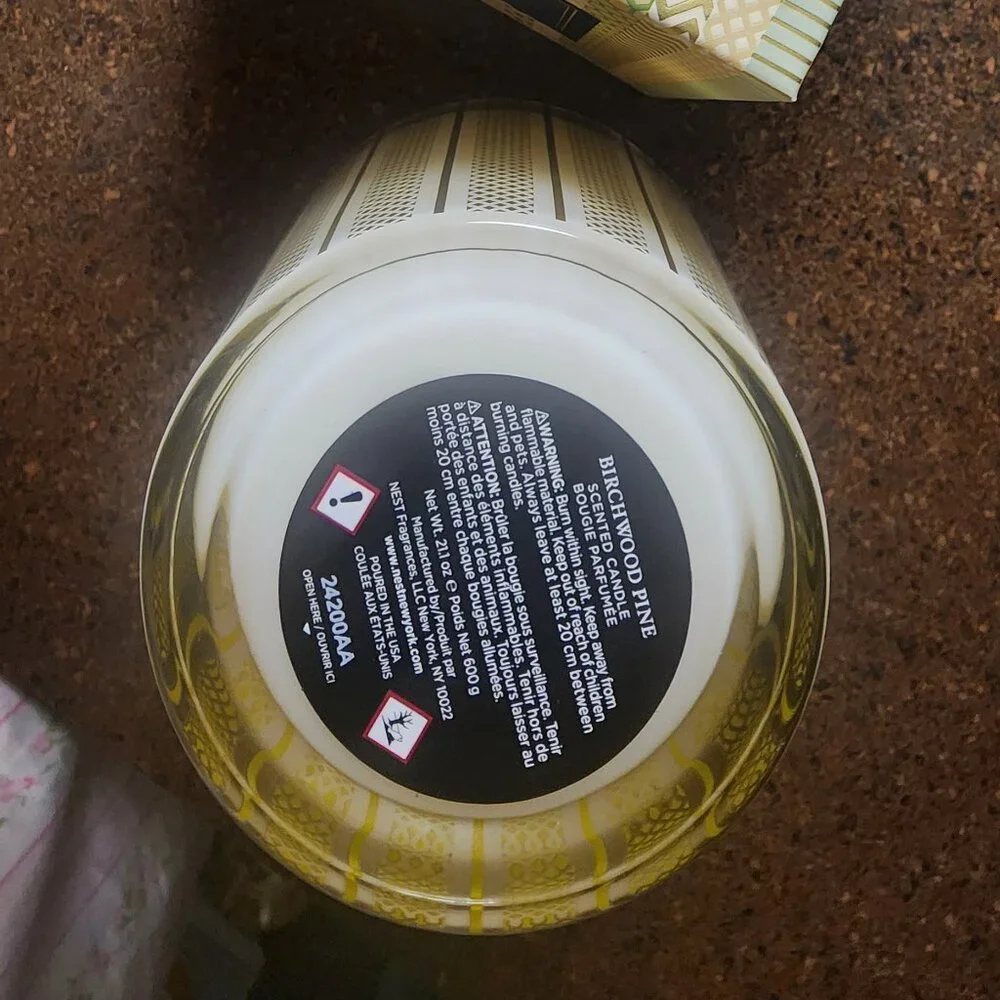 Birchwood Pine Luxury Candle NEST New York - Picture 3 of 5